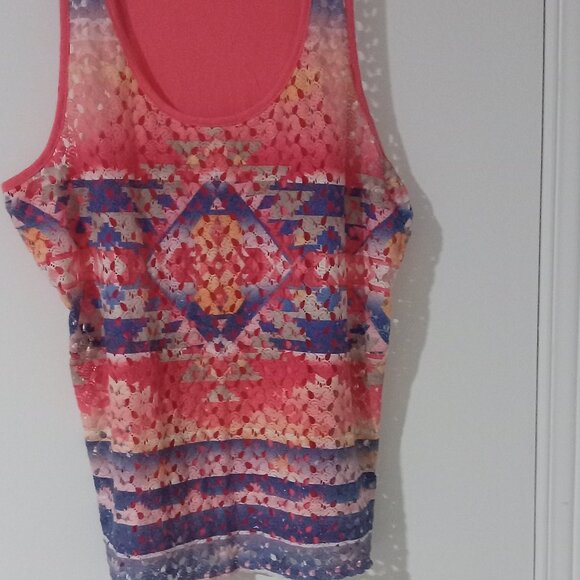 No Boundaries tank top T-shirt with round neck XL pitch/blue front deigned front - Picture 2 of 6